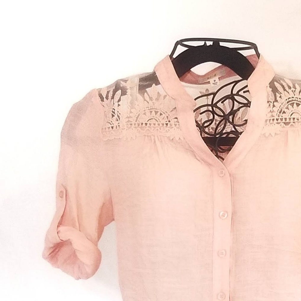 **SOLD ** Anthropologie Peach Lace Tie Mesh Top
